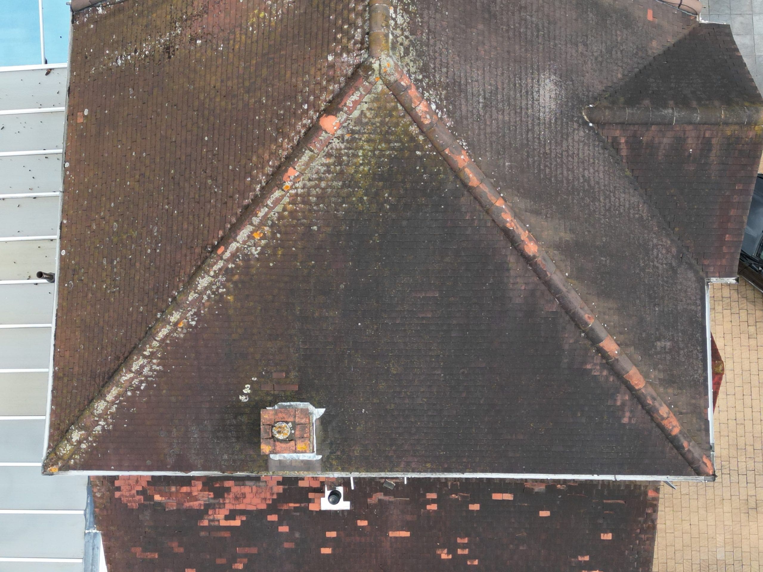 Birdseye view of a hipped roof.