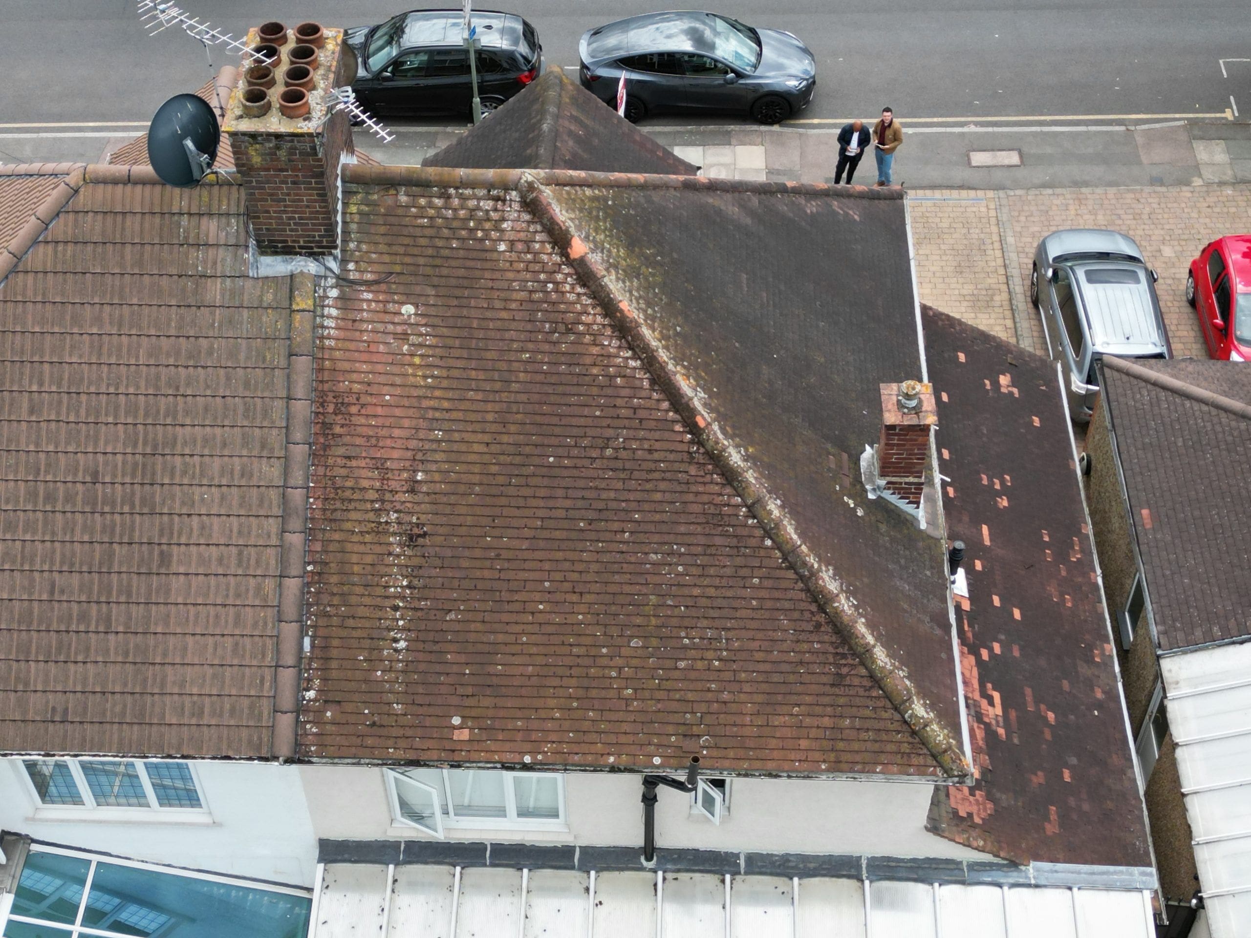 Birdseye view of a hipped roof.